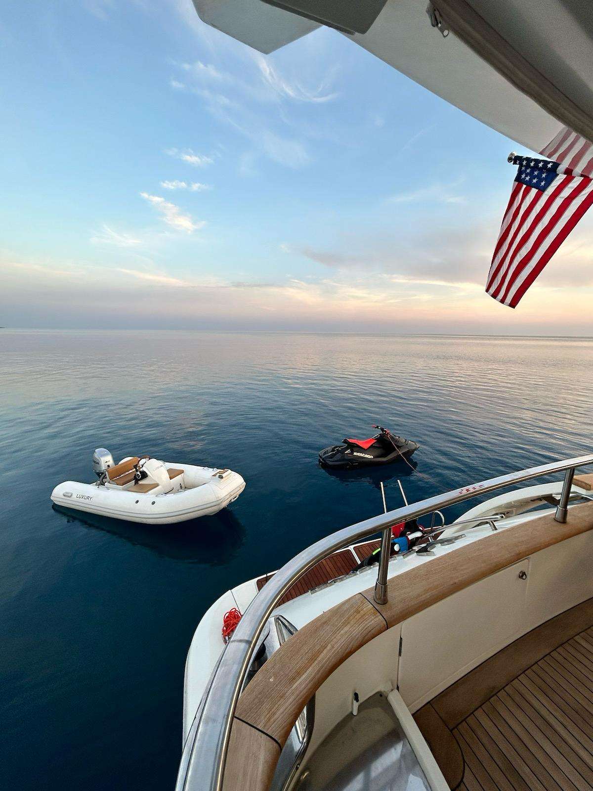 Crewed Motor Yacht MINERVA photo 7