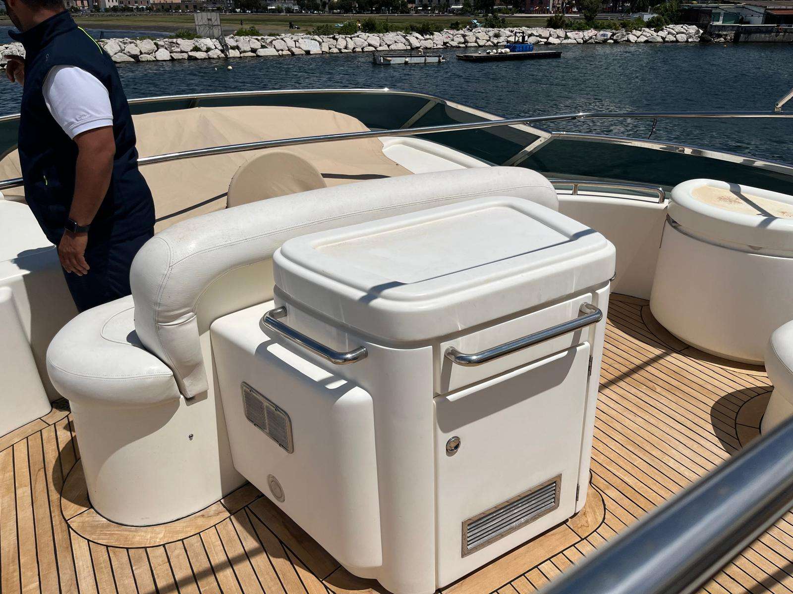 Crewed Motor Yacht MINERVA photo 8