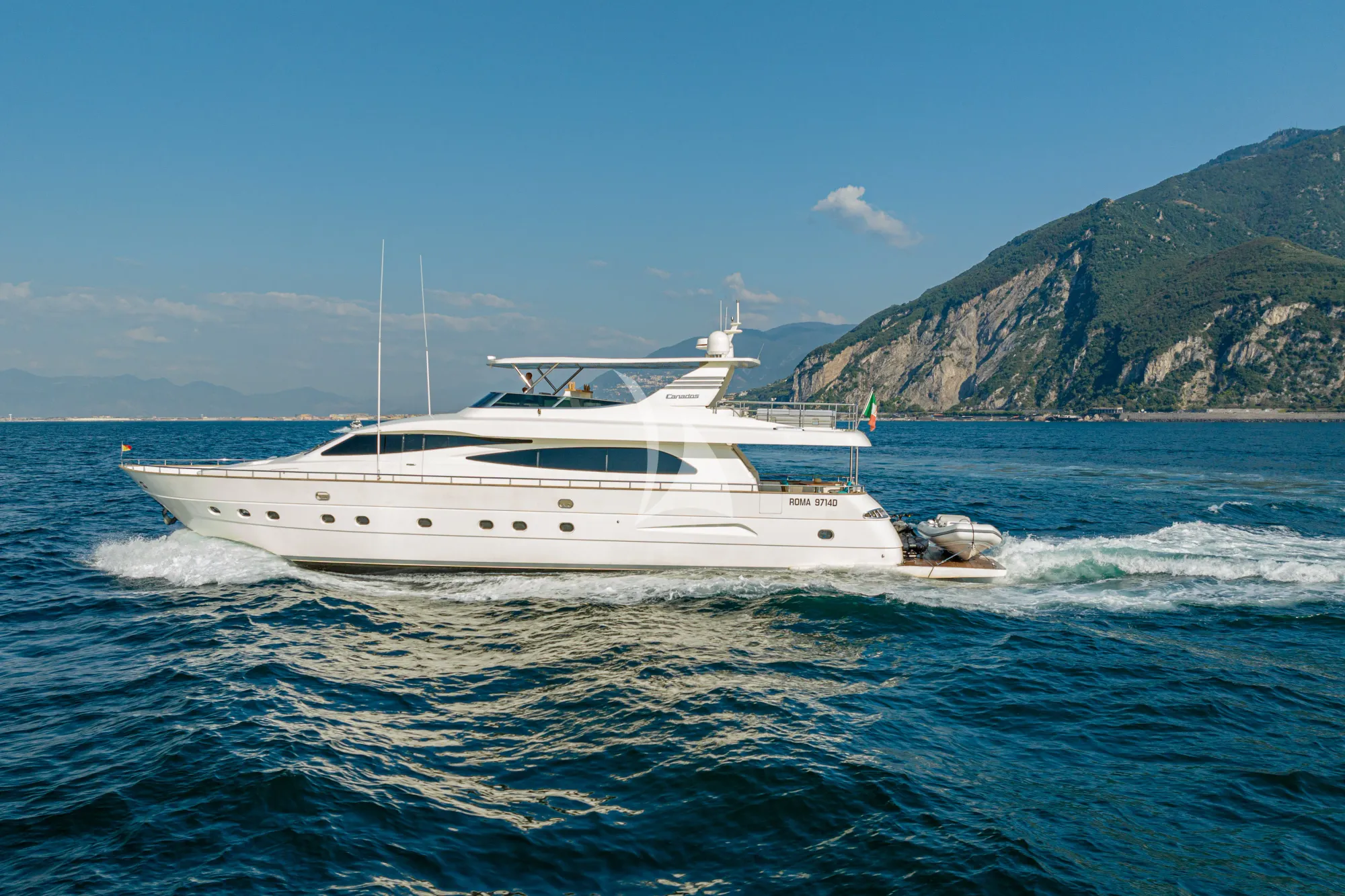 Luxury Crewed Motor Yacht MINOU photo 3
