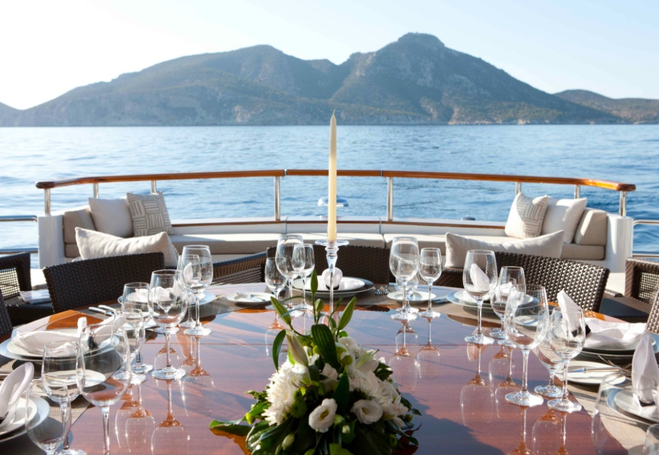 Luxury Crewed Motor Yacht MIRAGE photo 3