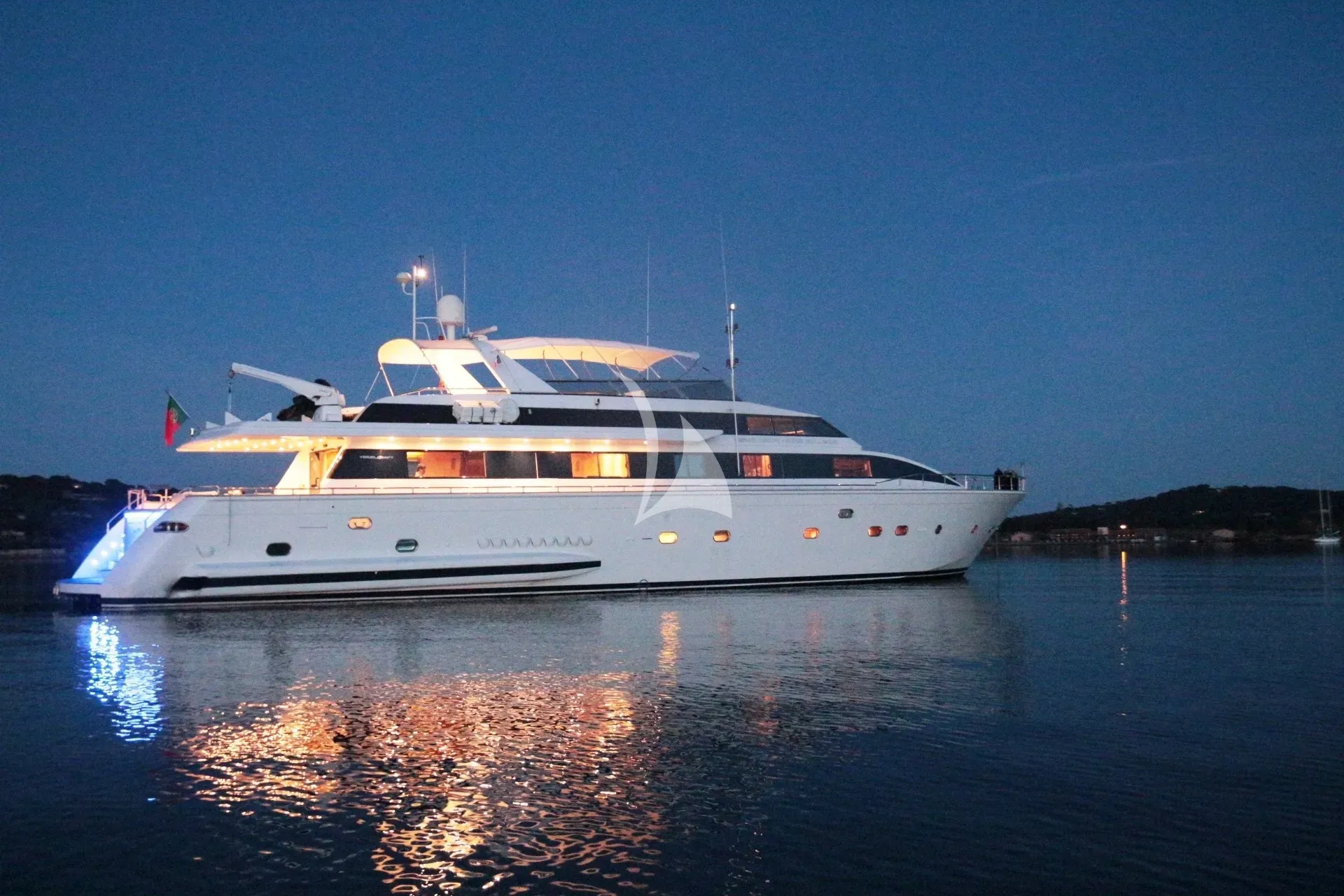 Luxury Crewed Motor Yacht MISS CANDY photo 3