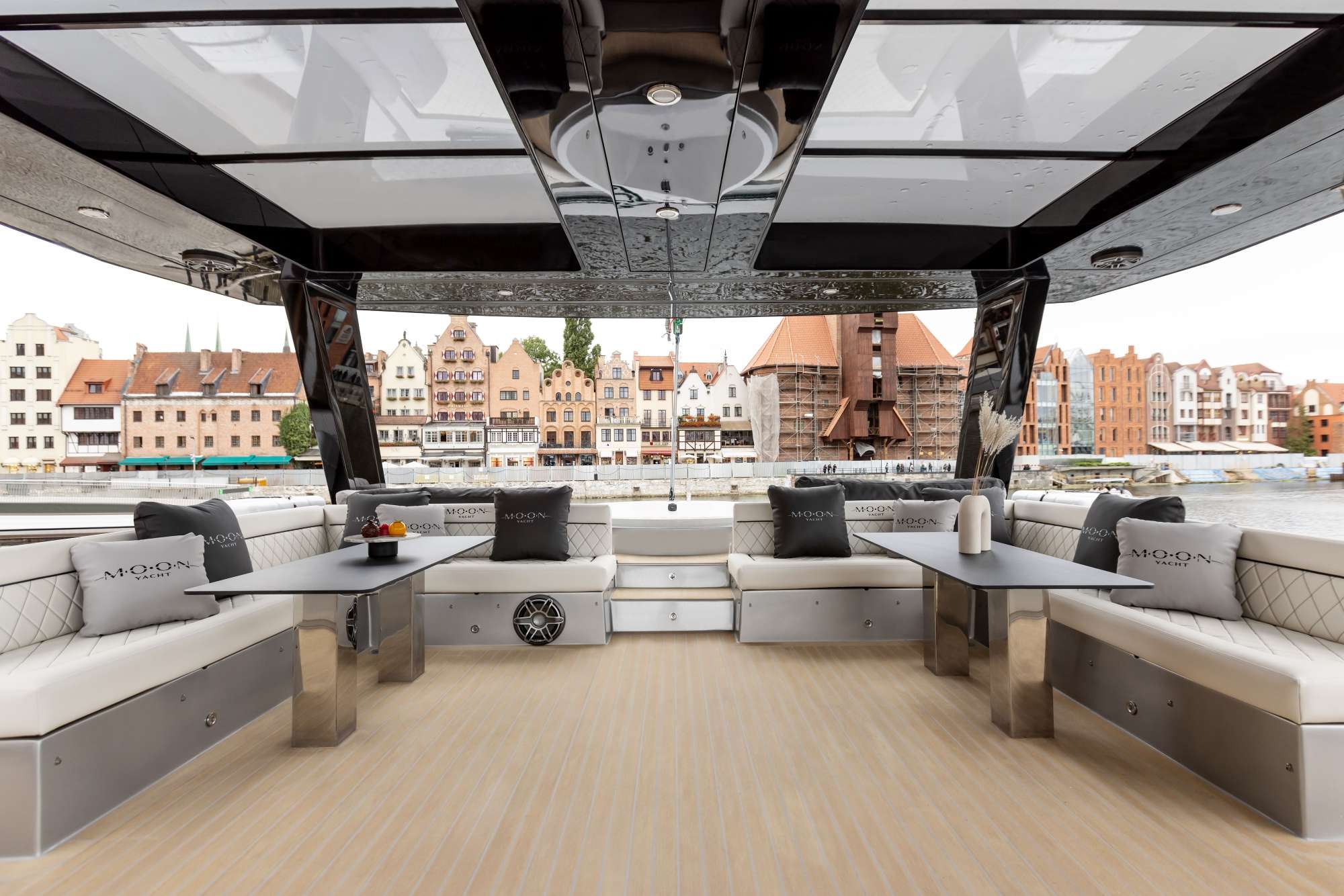 Luxury Crewed Catamaran MOON SHADOW photo 4