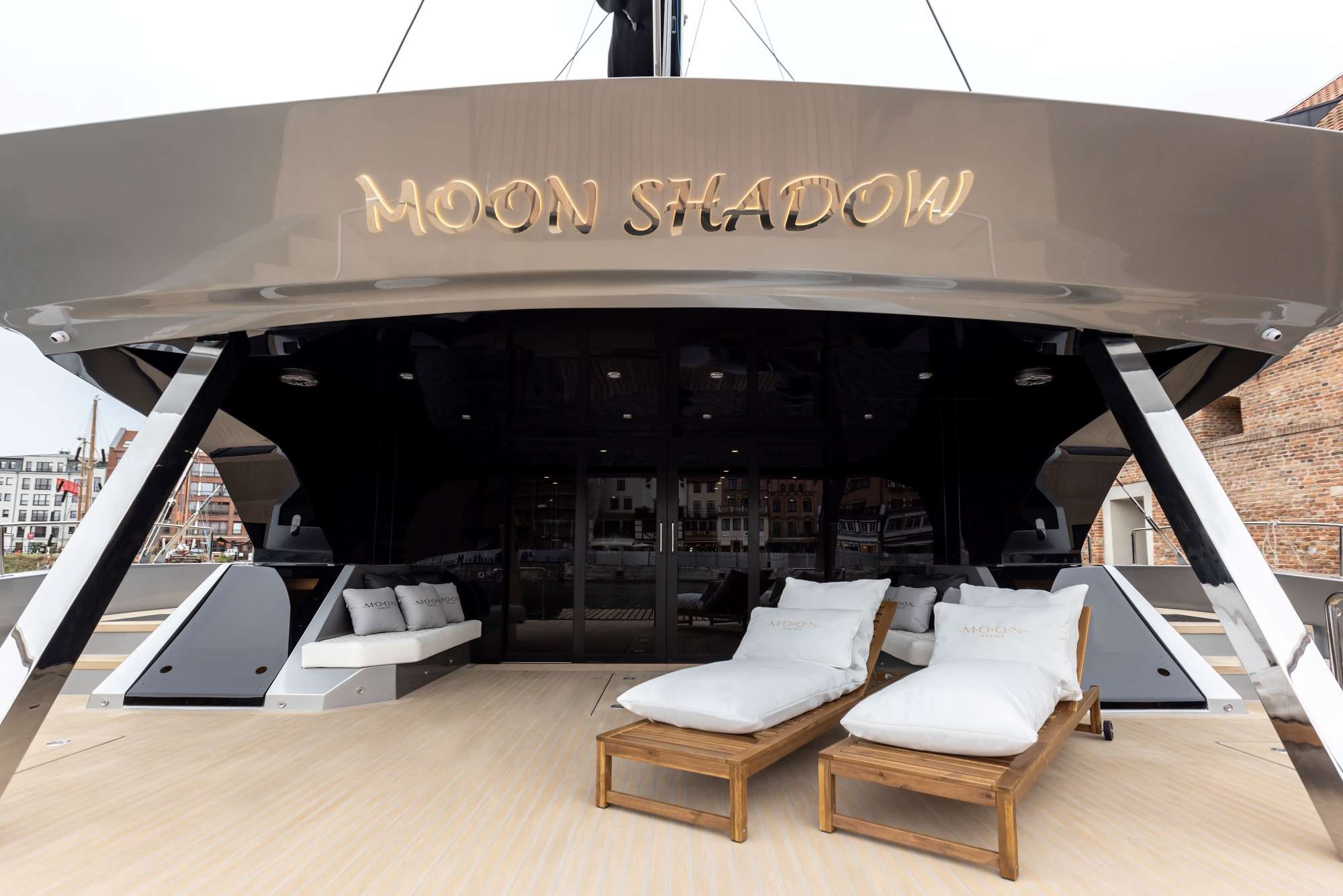 Luxury Crewed Catamaran MOON SHADOW photo 7
