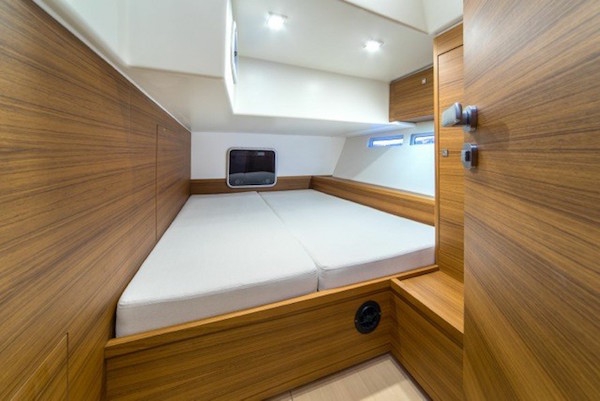 Bareboat Sailing Yacht More 55 photo 6