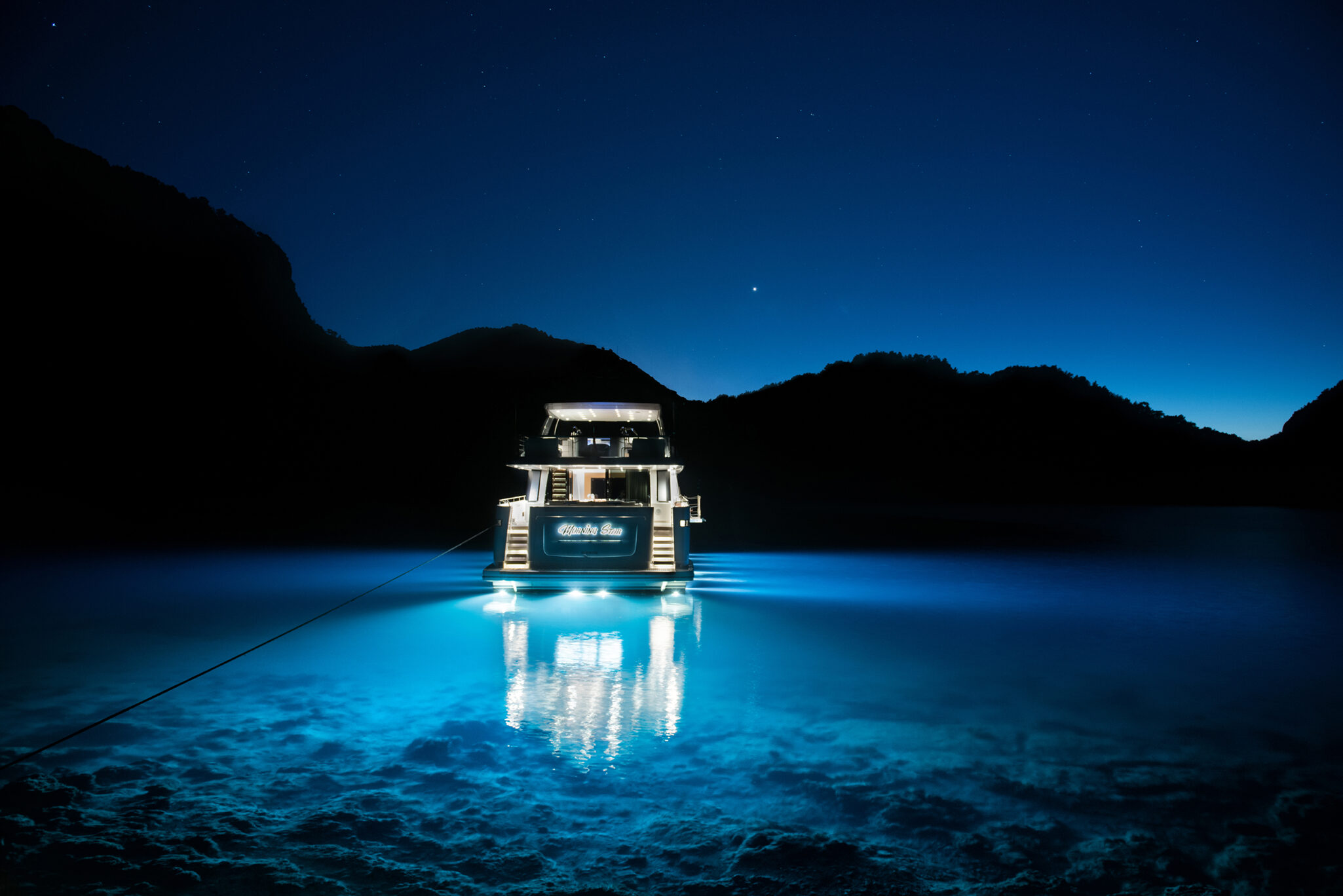 Luxury Crewed Motor Yacht MORNING STAR photo 6