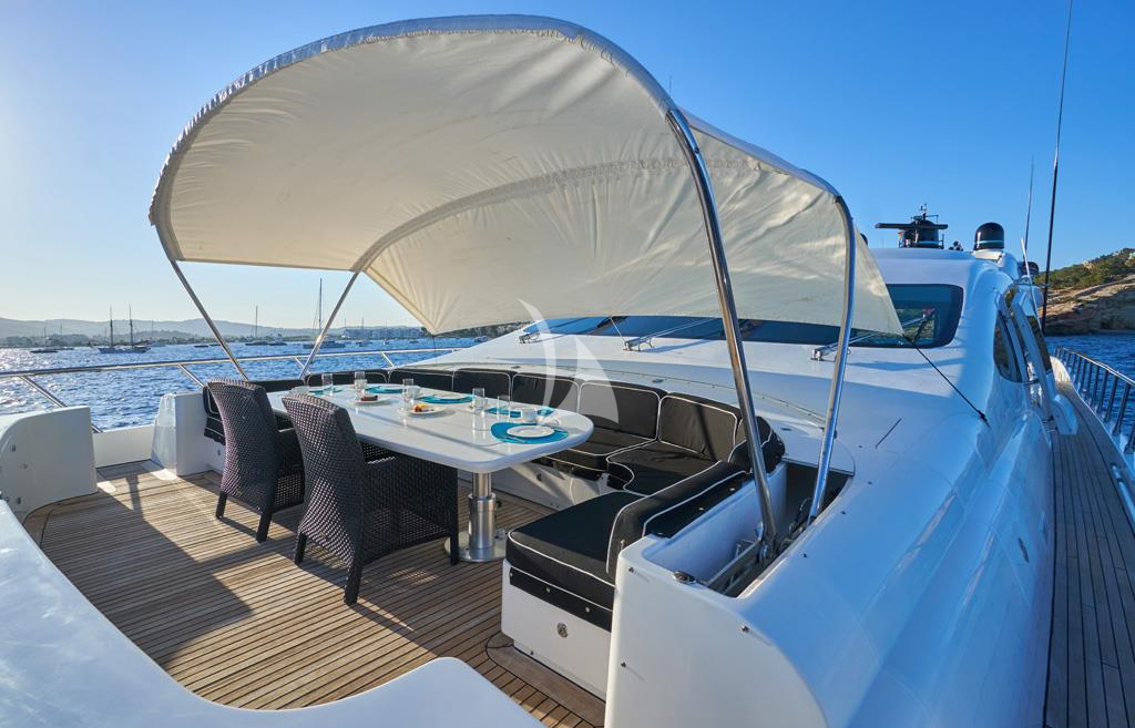 Luxury Crewed Motor Yacht MRS GREY photo 3