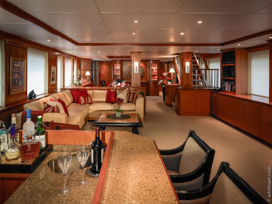 Luxury Crewed Motor Yacht MURPHYS LAW photo 7