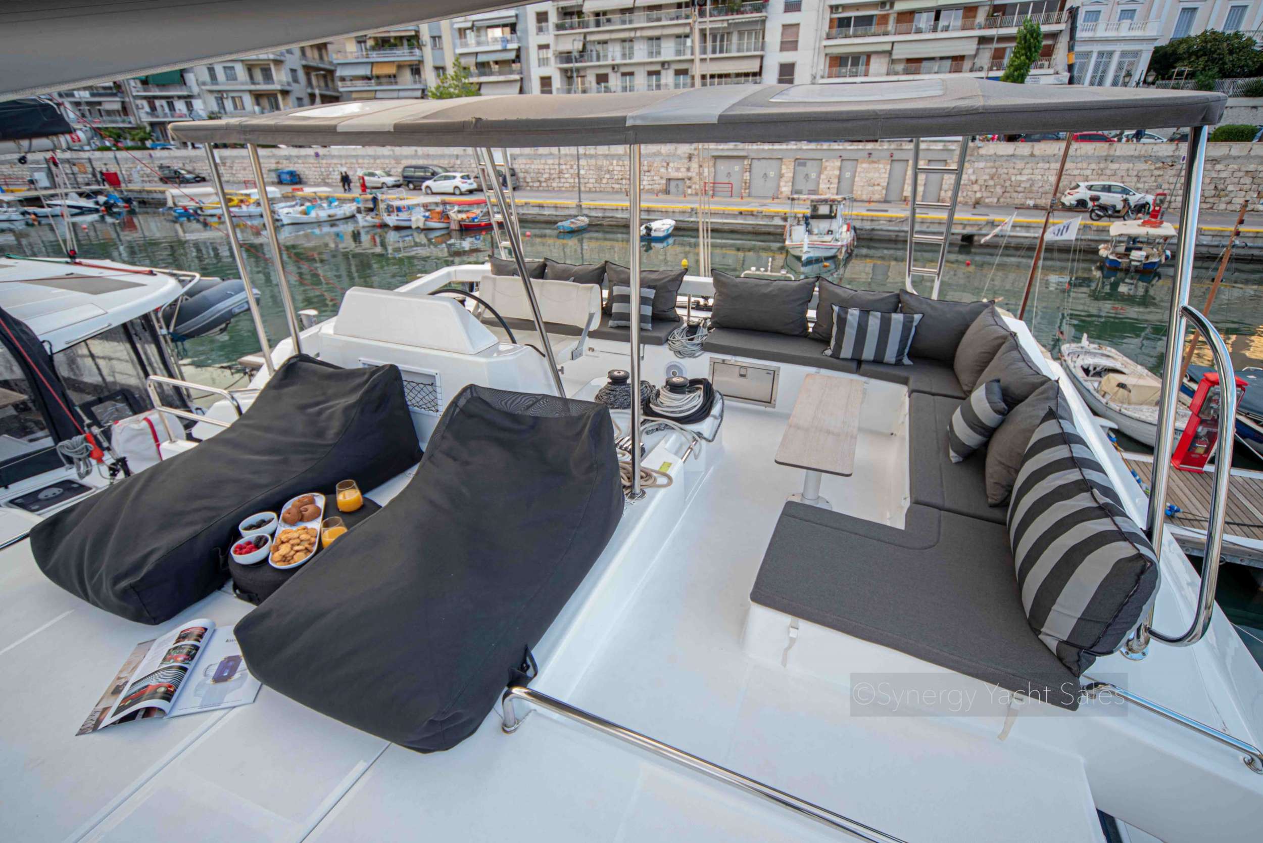 Luxury Crewed Catamaran MY BLUE HEAVEN photo 8