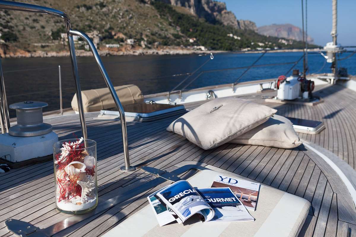 Crewed Sailing Yacht MY LOTTY photo 6