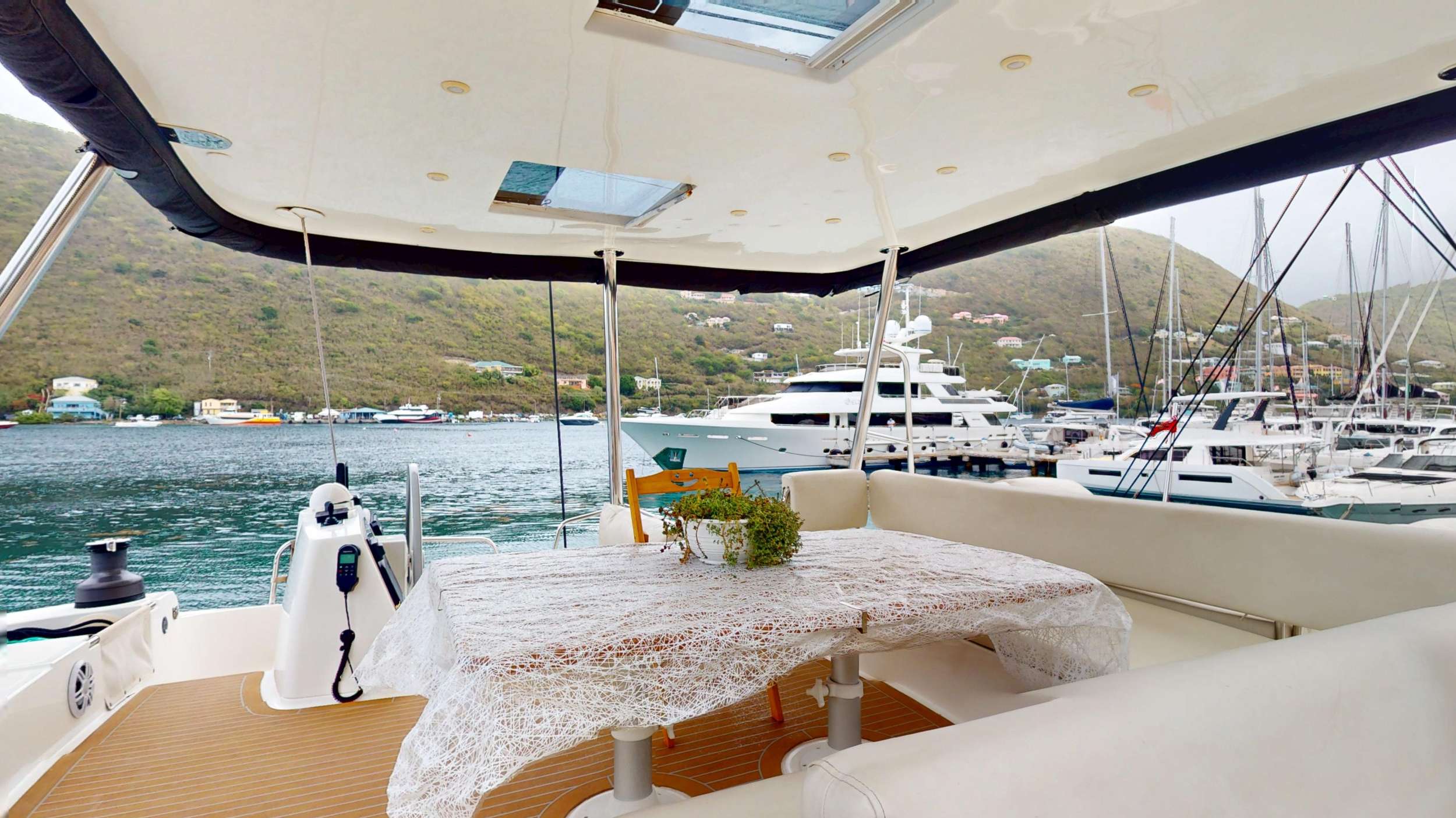 Luxury Crewed Catamaran MY MARINA photo 5