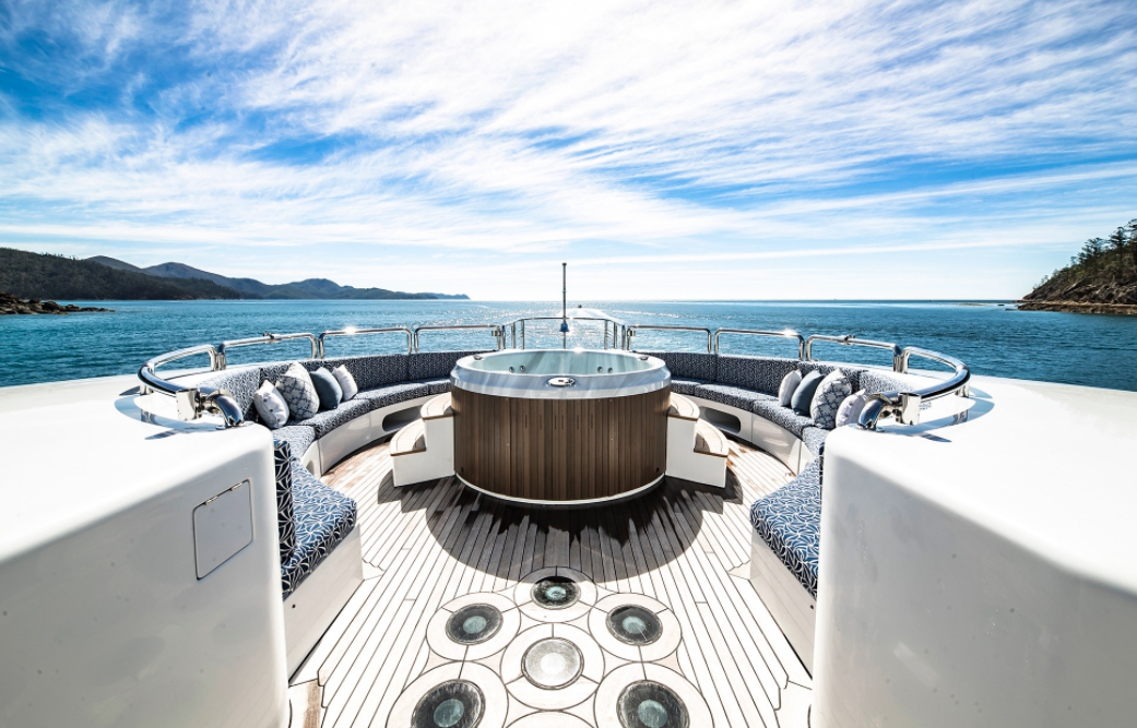 Luxury Crewed Motor Yacht MY SPIRIT photo 3