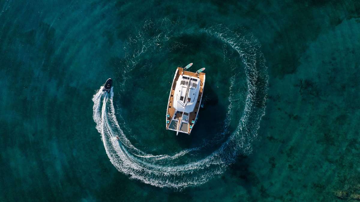 Luxury Crewed Catamaran MY TY photo 4