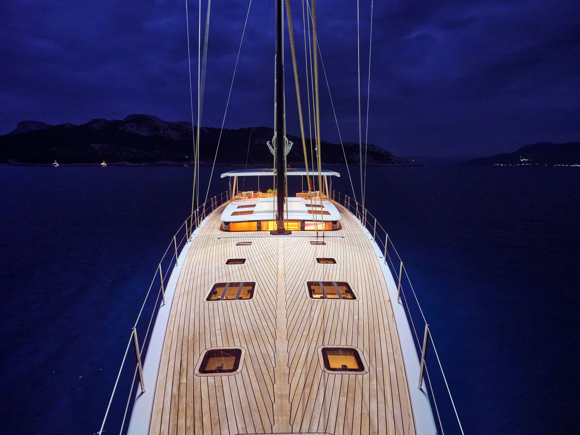 Crewed Sailing Yacht NADAMAS photo 3