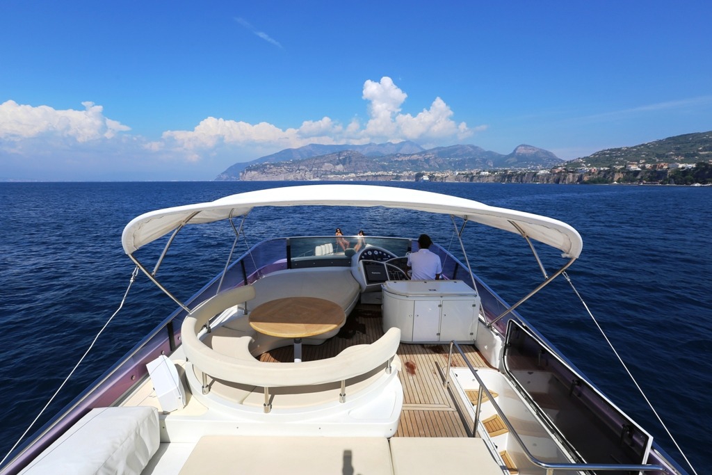 Luxury Crewed Motor Yacht NADAZERO photo 7