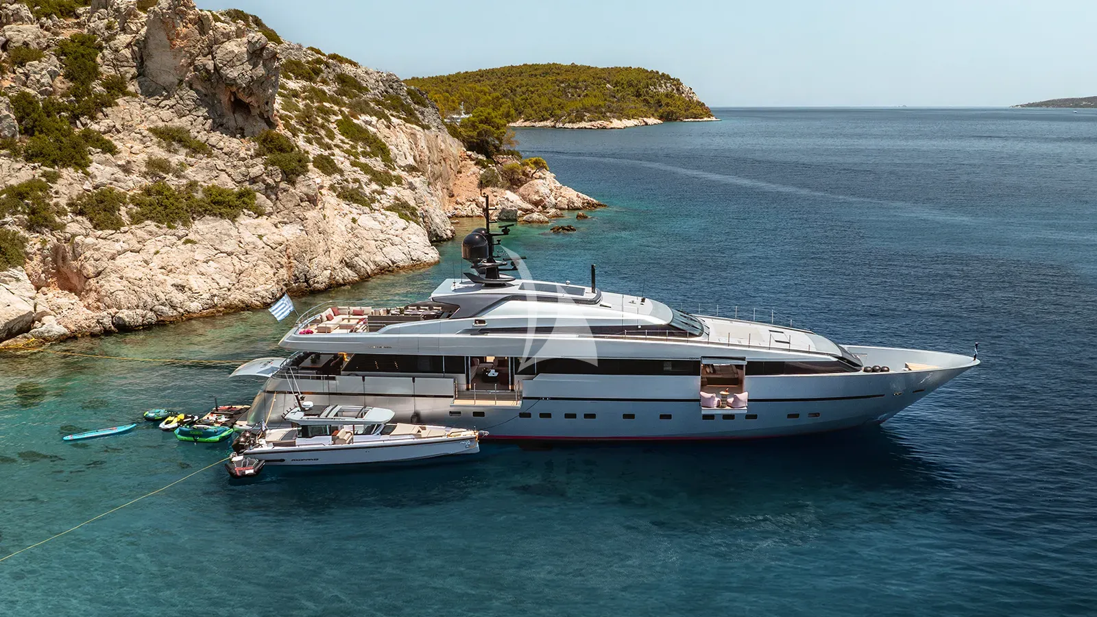 Luxury Crewed Motor Yacht NAIA photo 4