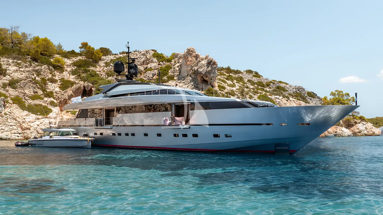 Luxury Crewed Motor Yacht NAIA photo 5