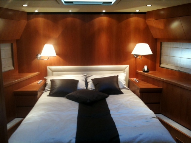 Crewed Motor Yacht NAMASTE photo 7