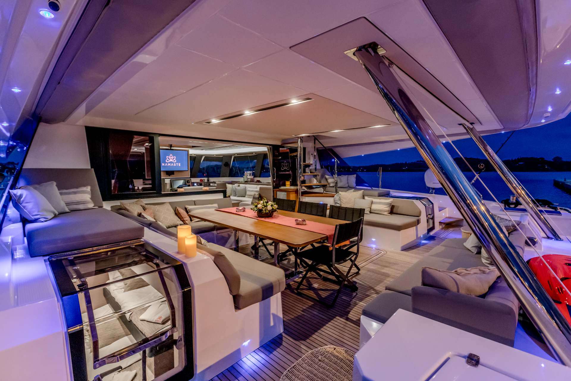 Luxury Crewed Catamaran NAMASTE (SAMANA) photo 5