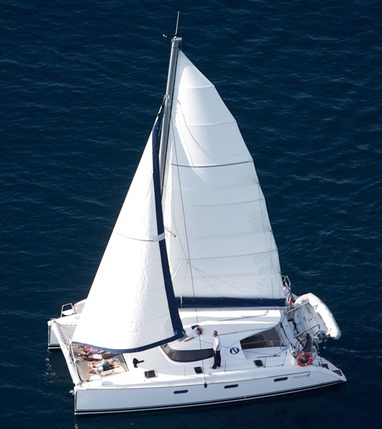 Bareboat Catamaran Nautitech 40 photo 4
