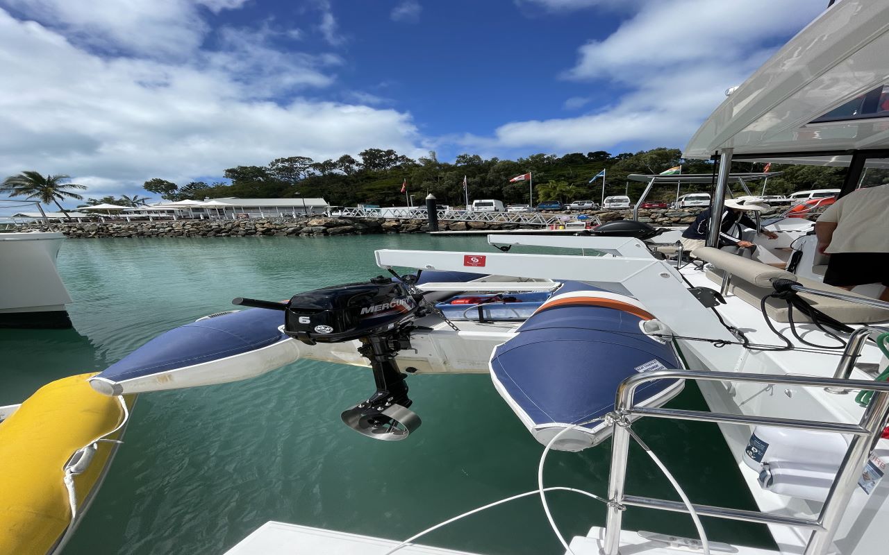 Bareboat Catamaran Nautitech 40 Open photo 5