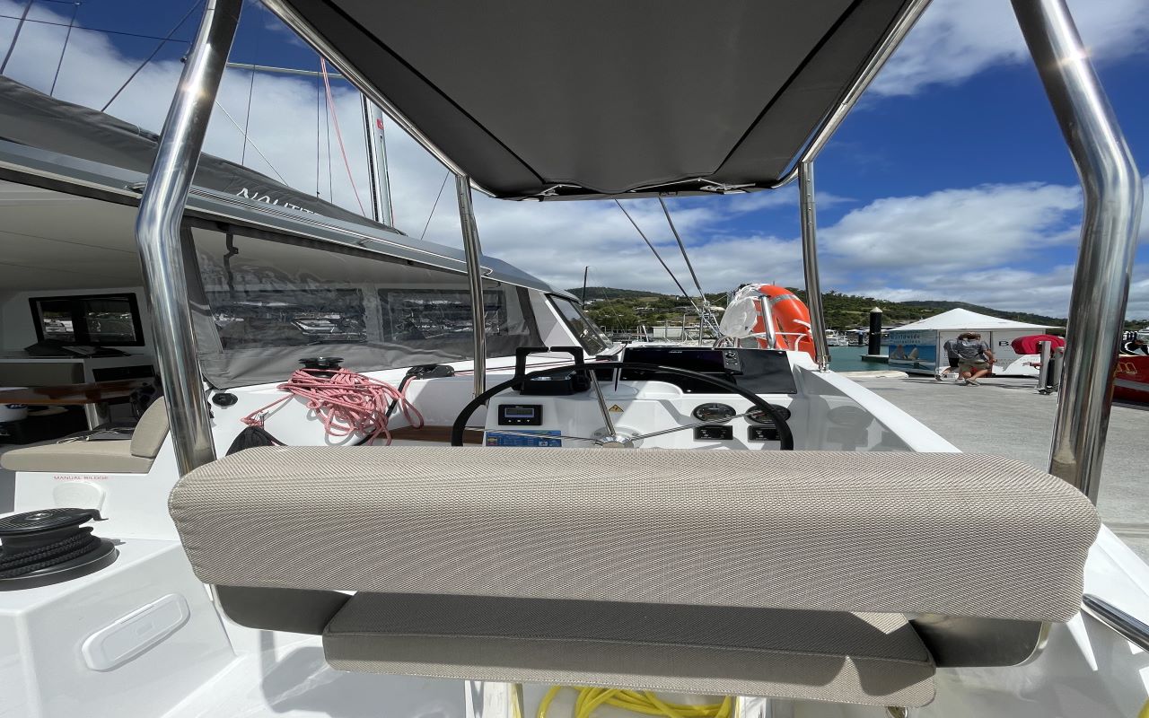 Bareboat Catamaran Nautitech 40 Open photo 6