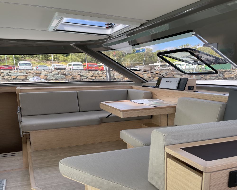Bareboat Catamaran Nautitech 40 Open photo 8
