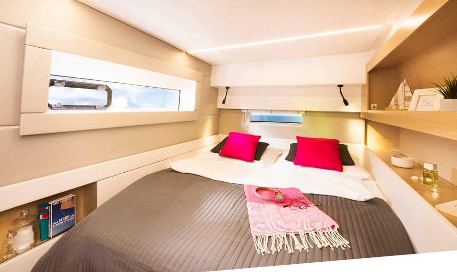 Bareboat Catamaran Nautitech 46 Fly (2019) photo 7