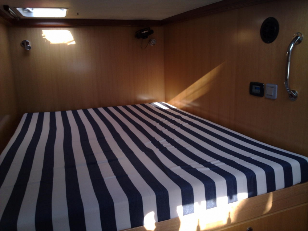 Bareboat Catamaran K2 photo 4