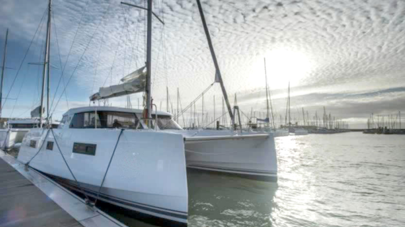 Bareboat Catamaran Bavaria Nautitech Open 40 photo 4