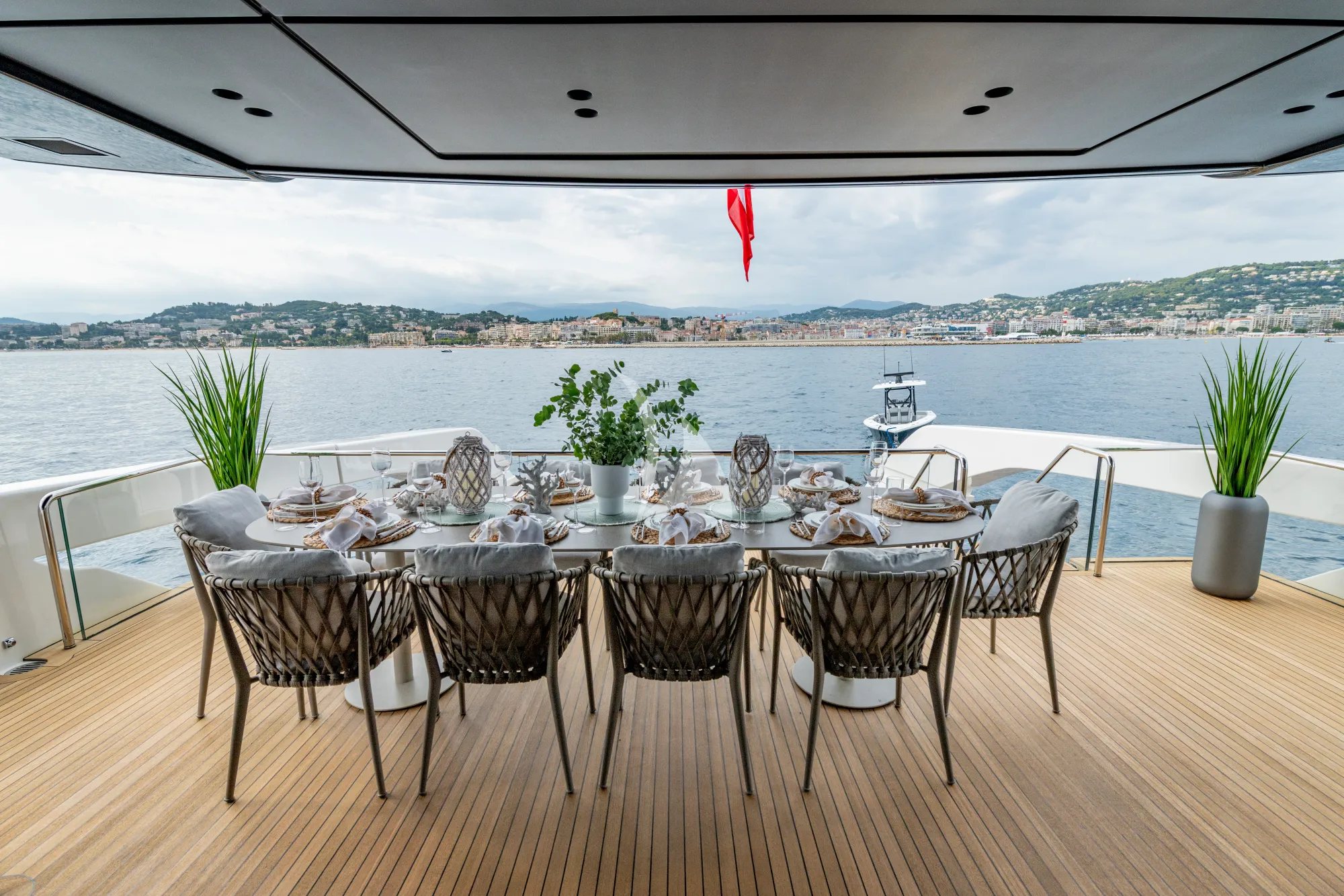 Luxury Crewed Motor Yacht NECTAR photo 8