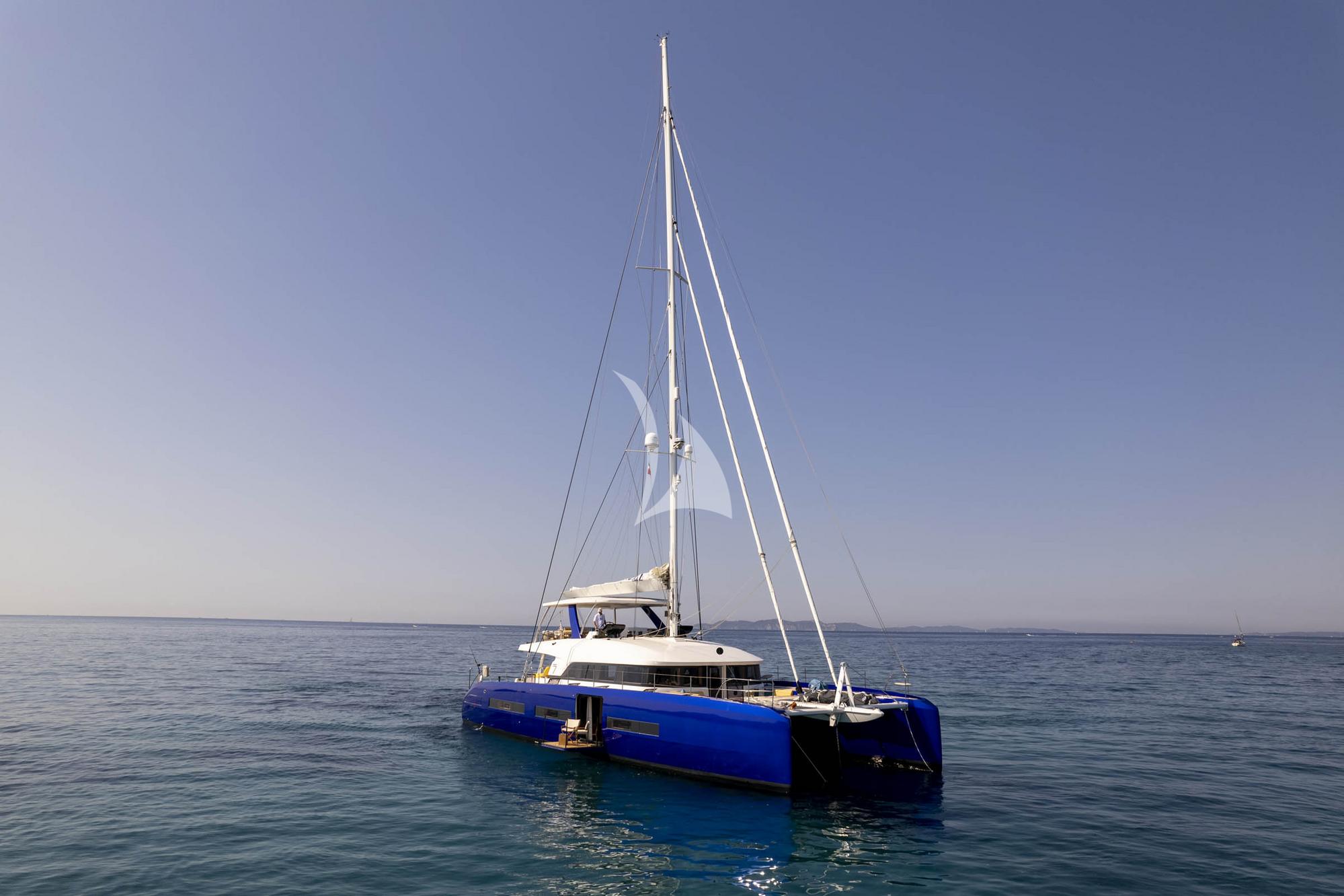 Crewed Catamaran NEFESH photo 5