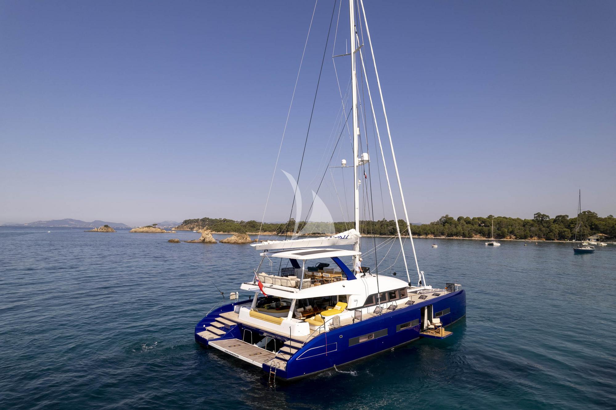Crewed Catamaran NEFESH photo 7