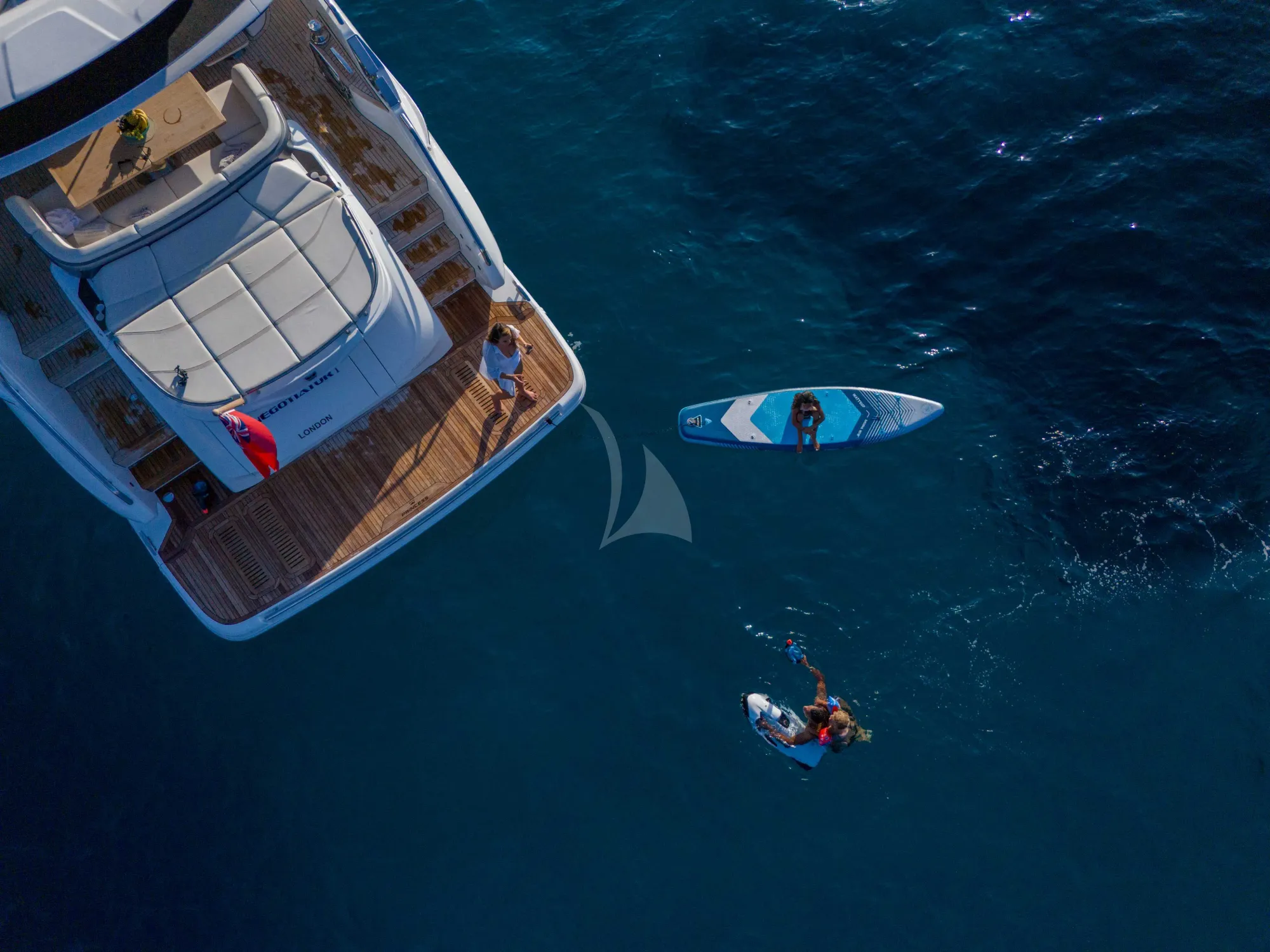 Luxury Crewed Motor Yacht NEGOTIATOR 1 photo 7