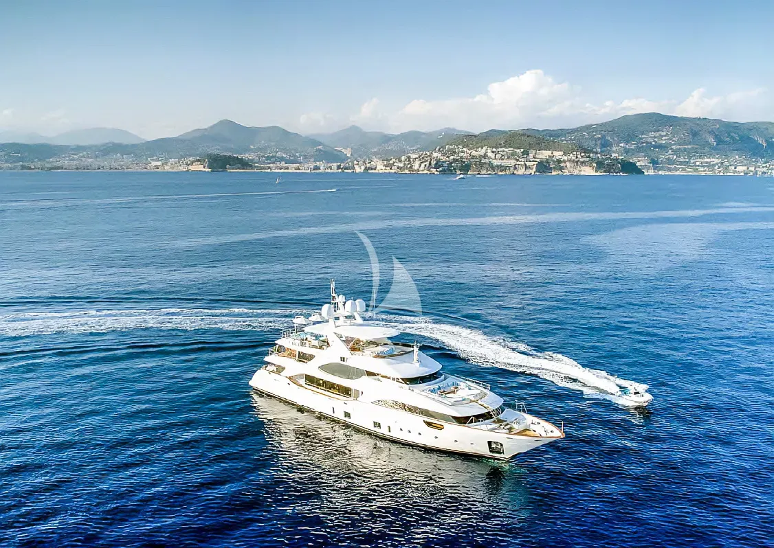 Luxury Crewed Motor Yacht NELA photo 3