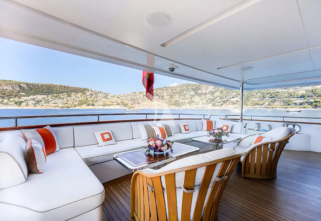 Luxury Crewed Motor Yacht NELA photo 6