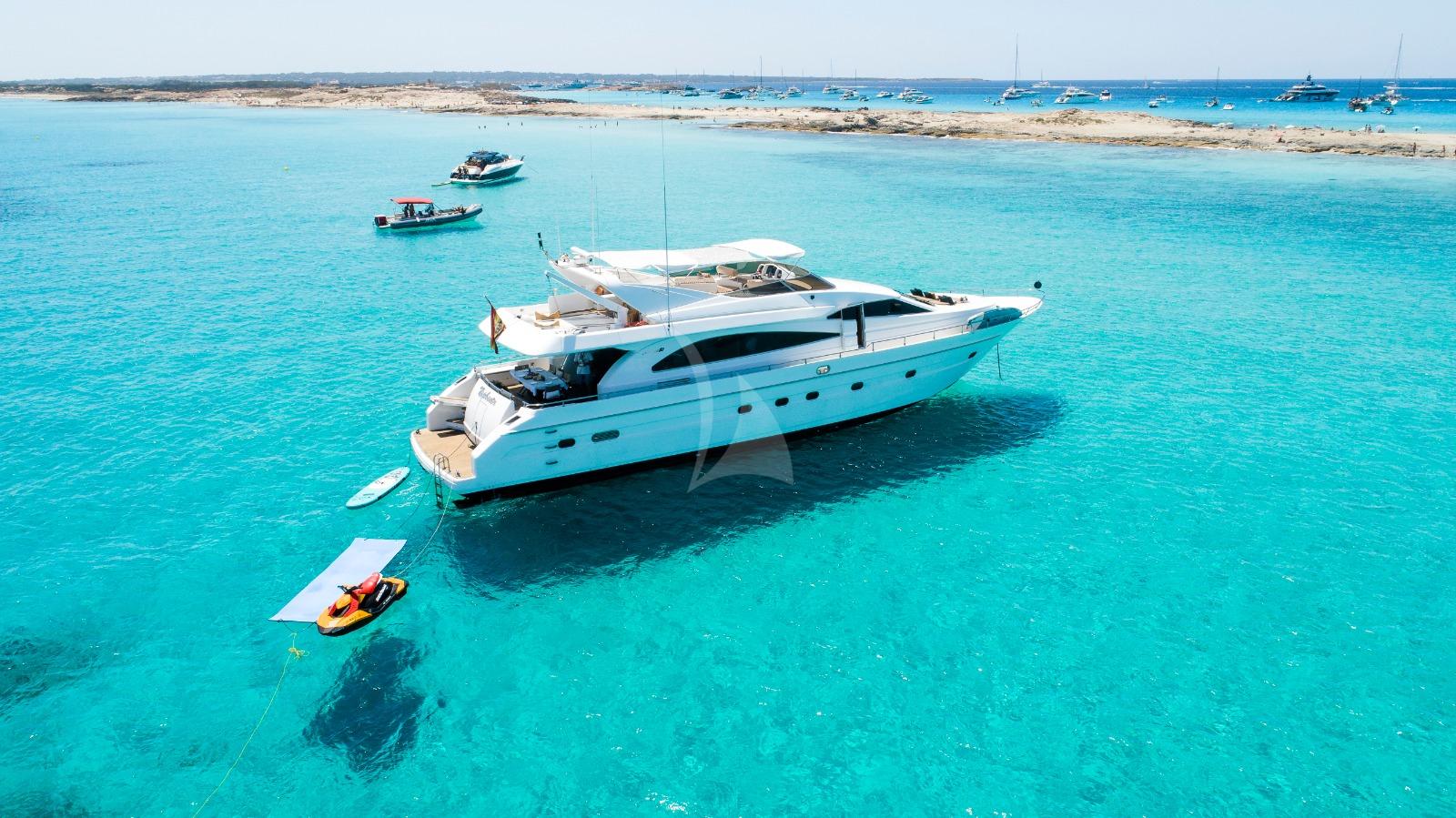 Crewed Motor Yacht NEPHENTA photo 5