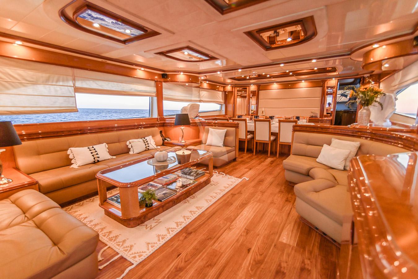 Crewed Motor Yacht NEPHENTA photo 8