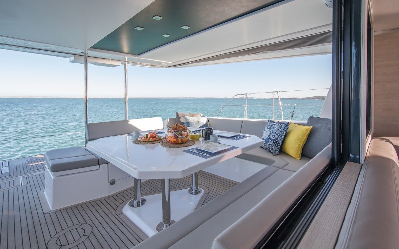 Bareboat Catamaran NEVER GIVE UP photo 5