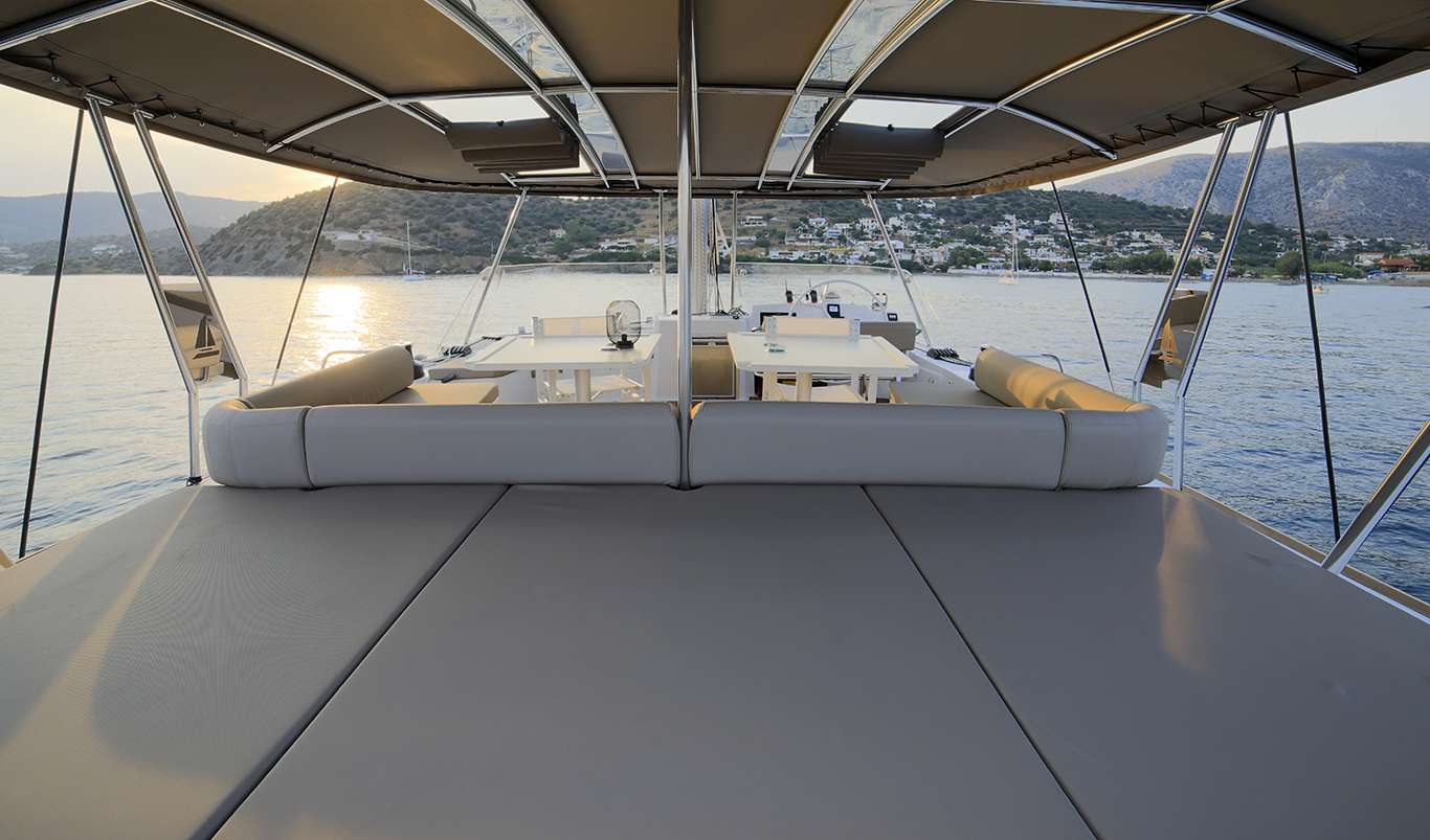 Luxury Crewed Catamaran NEW HORIZONS 3 photo 6