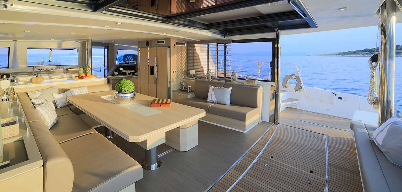 Luxury Crewed Catamaran NEW HORIZONS 3 photo 7