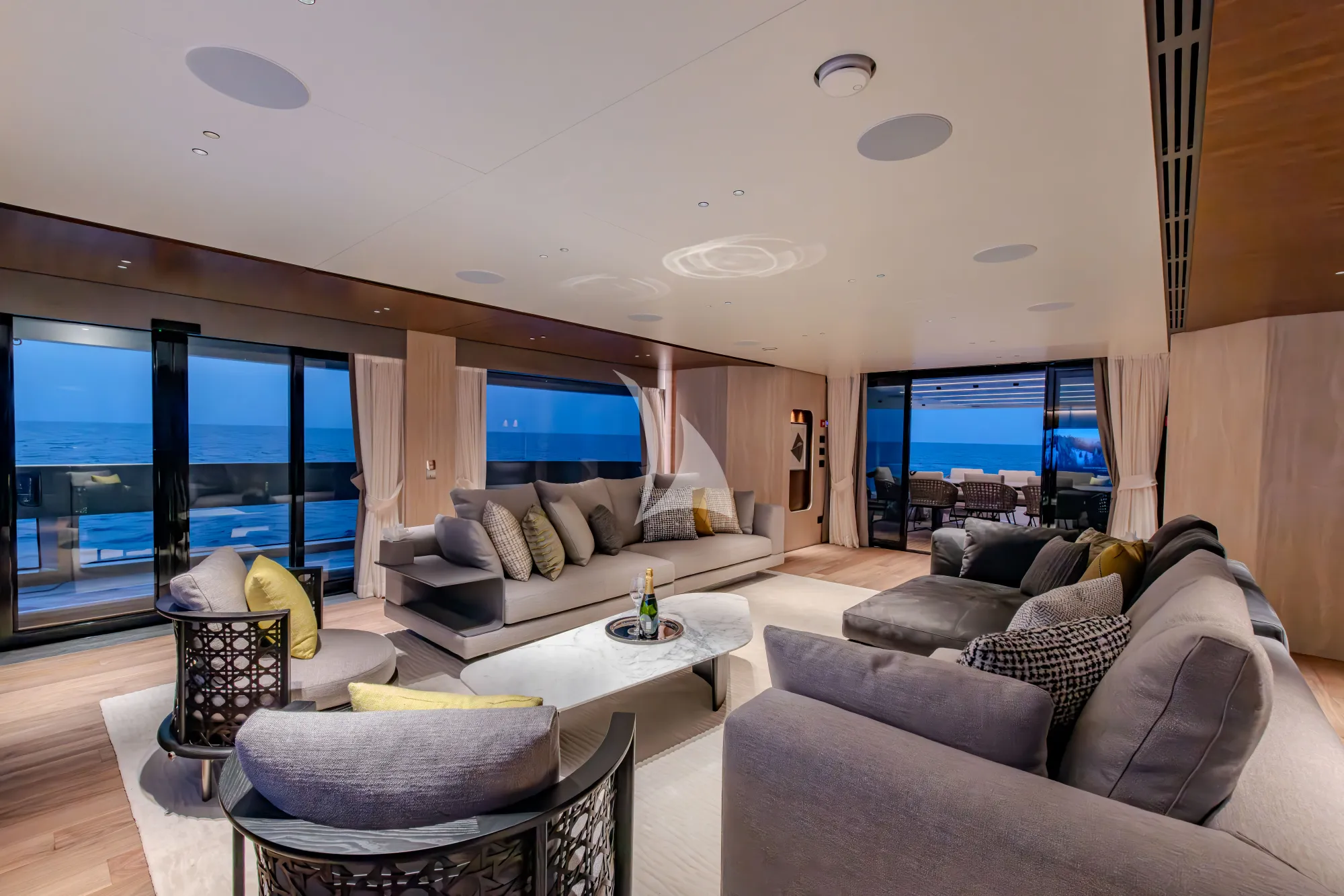 NIGHT FURY II photo 7