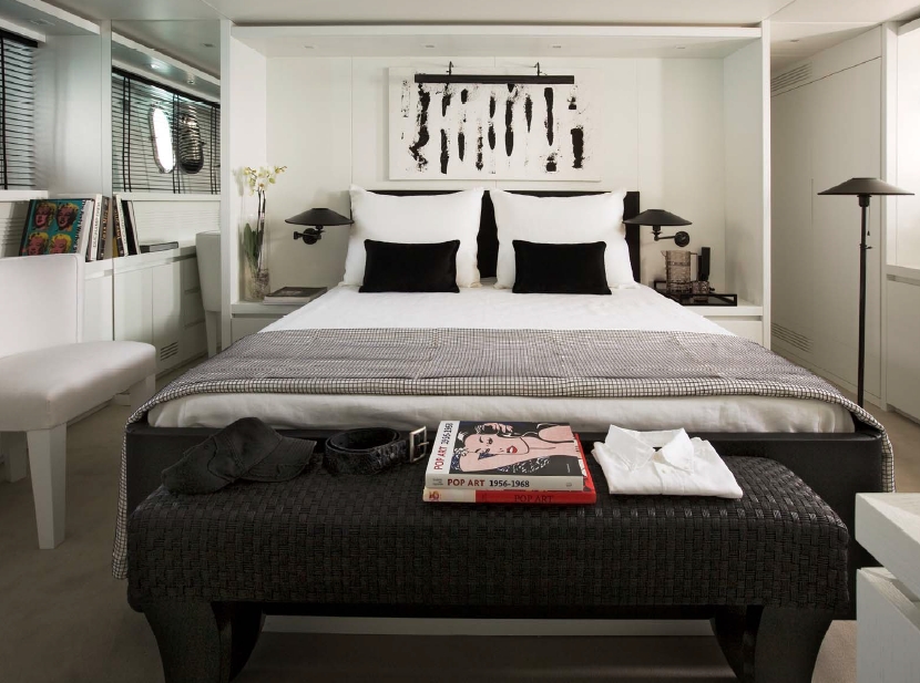 Luxury Crewed Motor Yacht NIKCA photo 3