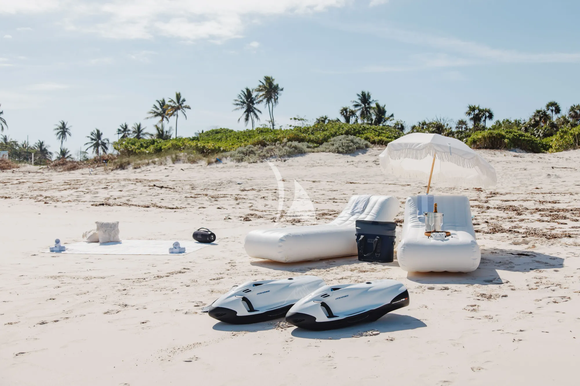 Luxury Crewed Motor Yacht MEMENTO VIVERE photo 5