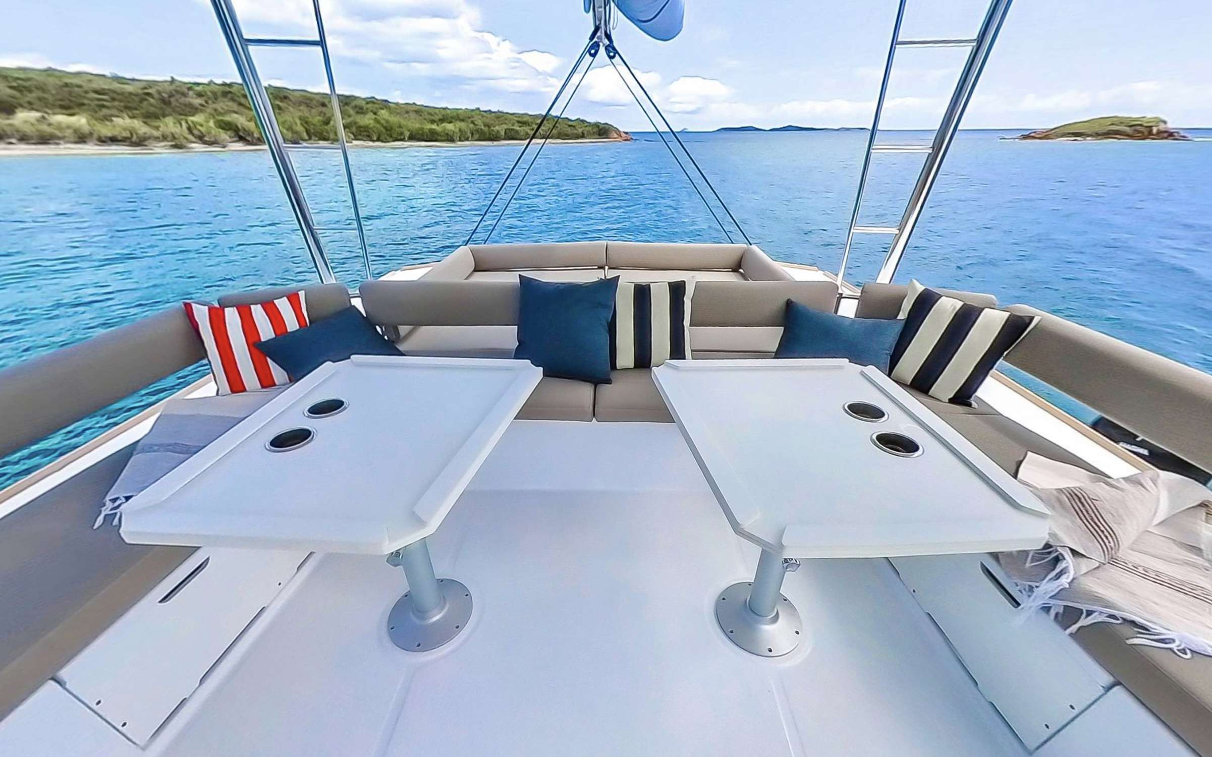 Crewed Sailing Catamaran NO INHERITANCE photo 5