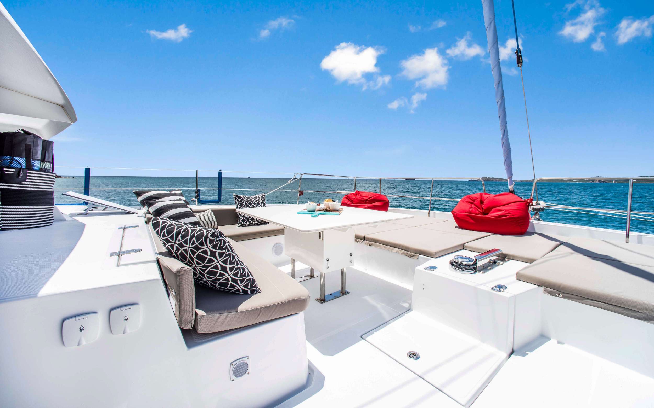 Crewed Sailing Catamaran NO INHERITANCE photo 7