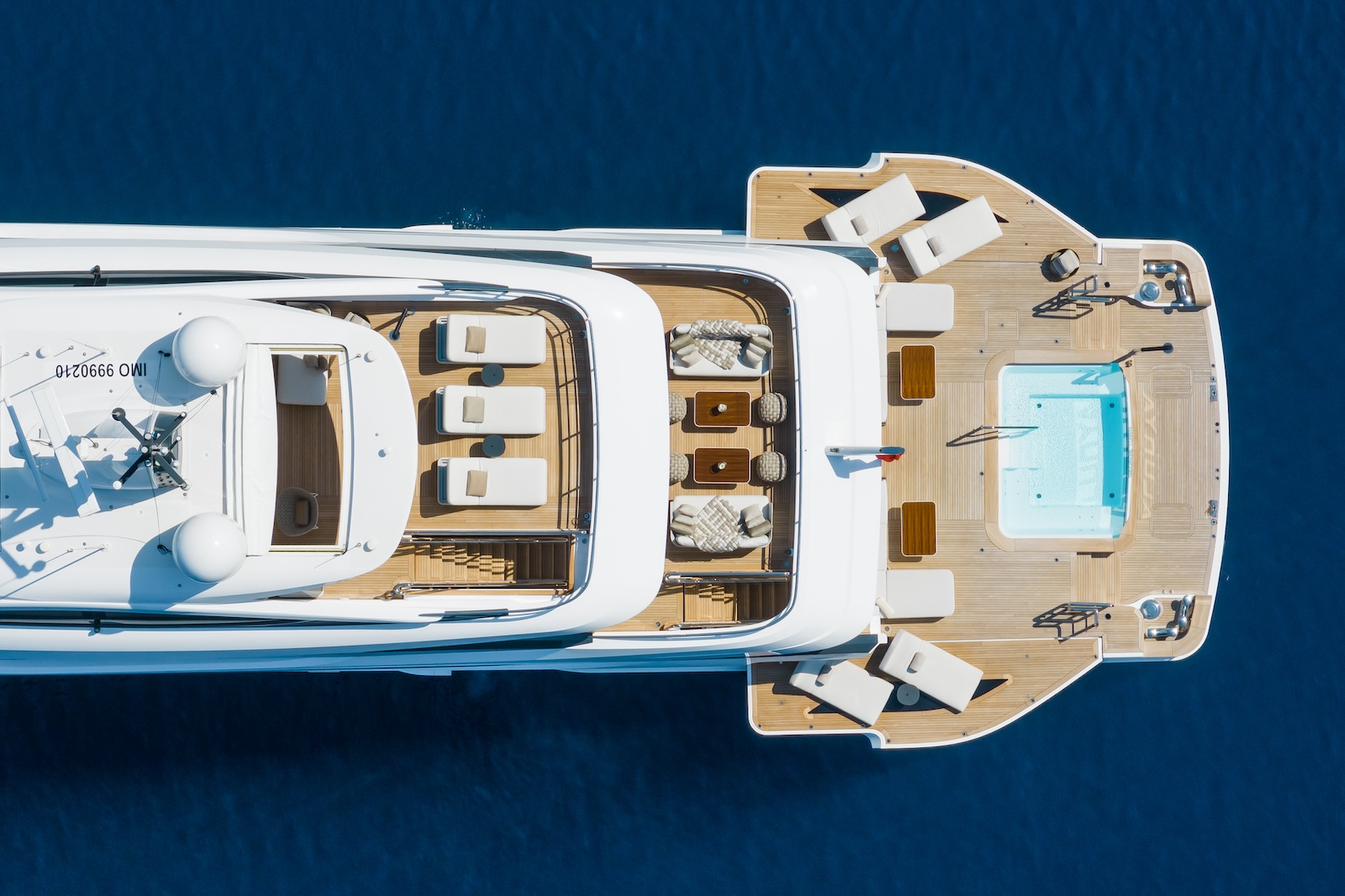 Luxury Crewed Motor Yacht NOCTURNE photo 8