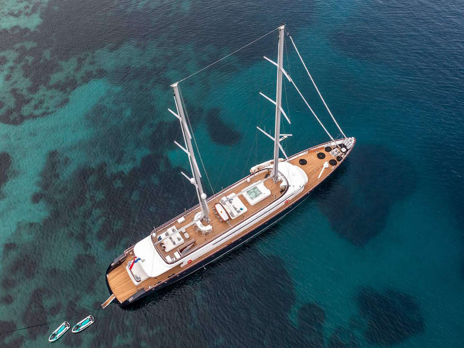 Luxury Sailing Yacht NOCTURNO photo 6