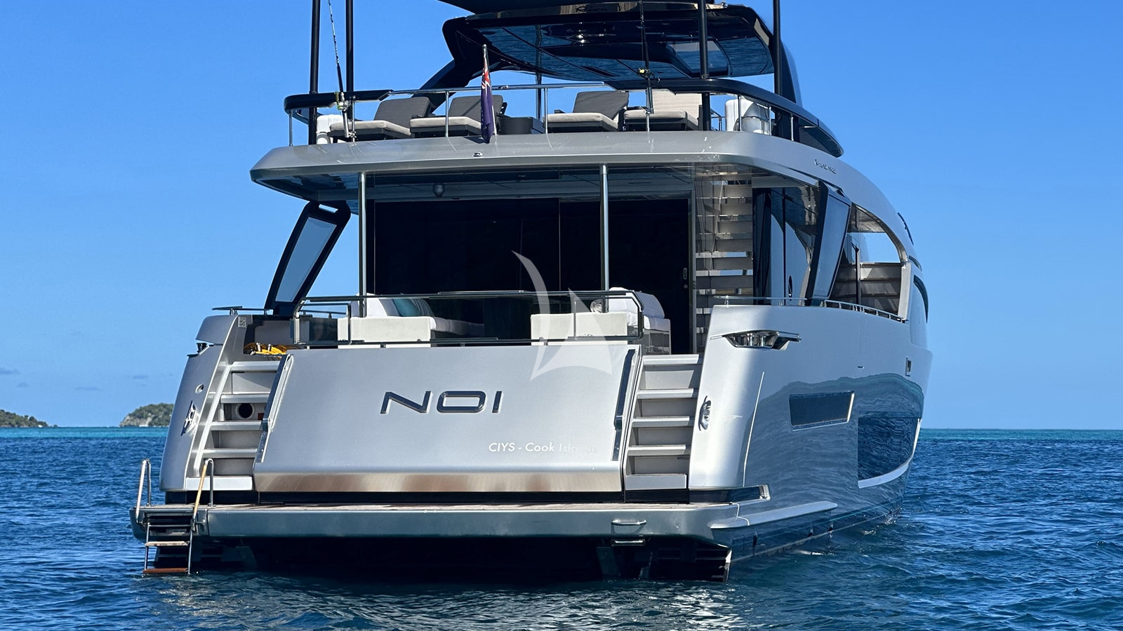 Luxury Crewed Motor Yacht NOI photo 7