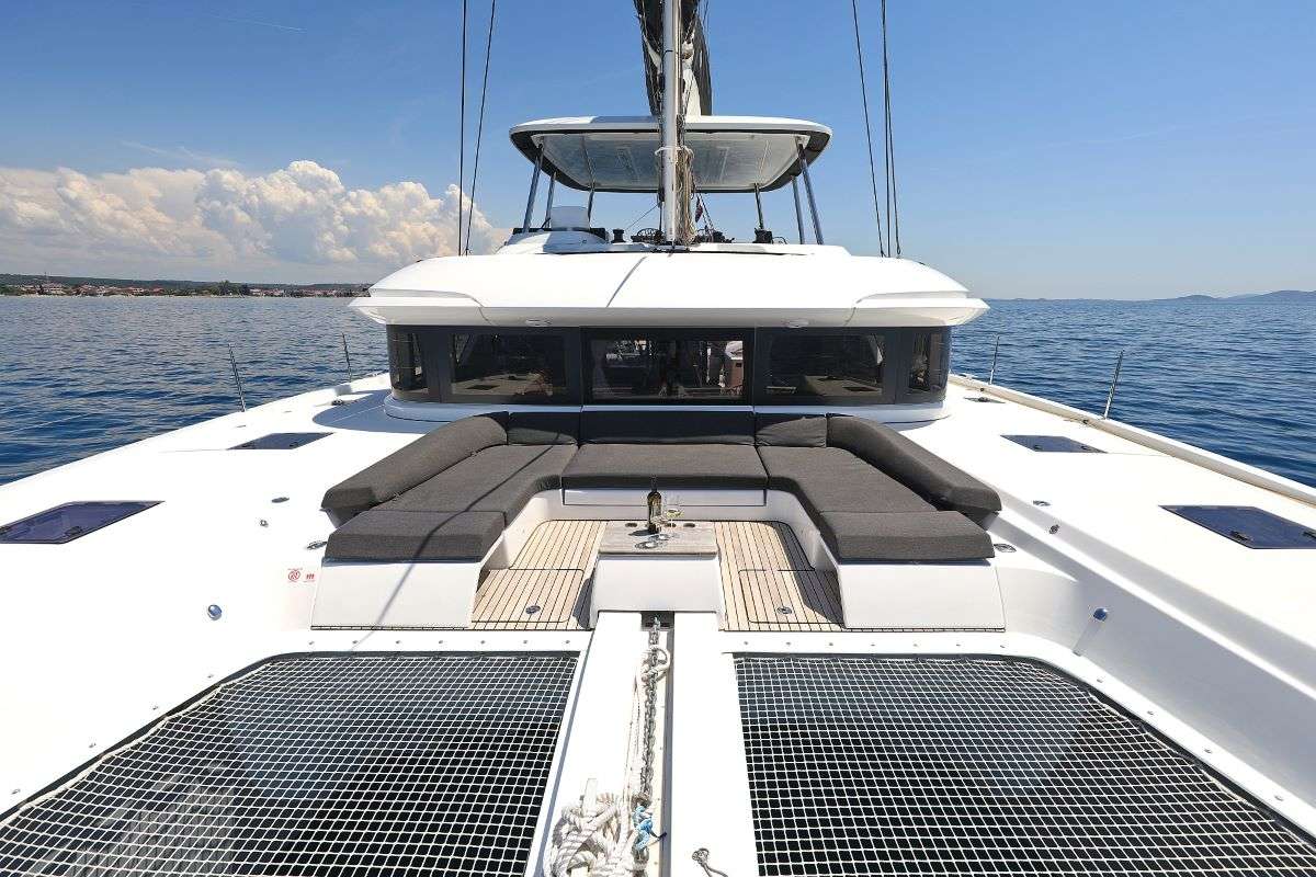 Crewed Catamaran NOMAD photo 3