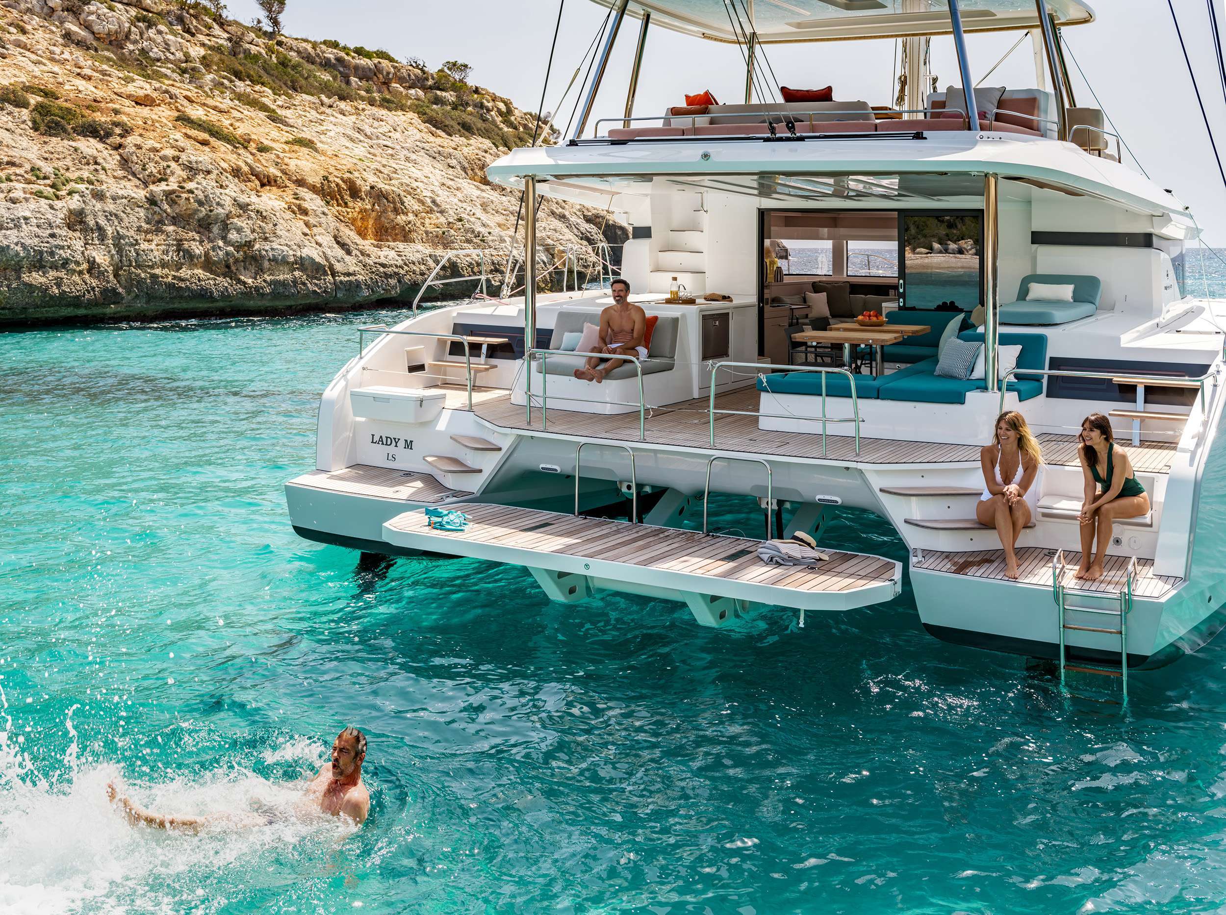 Luxury Crewed Catamaran NOMAD photo 3